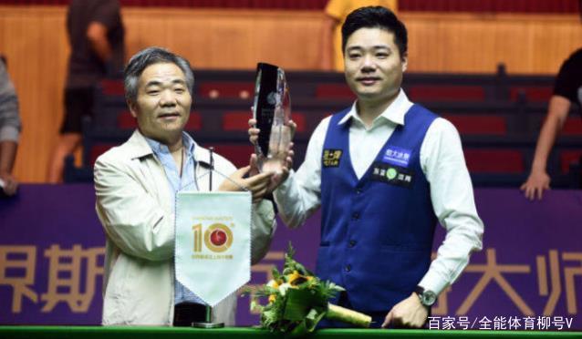 美国女子公 美国女子公